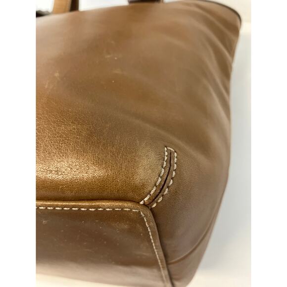 COACH 9572 LARGE BROWN SMOOTH LEATHER SHOULDER BAG - Picture 11 of 17